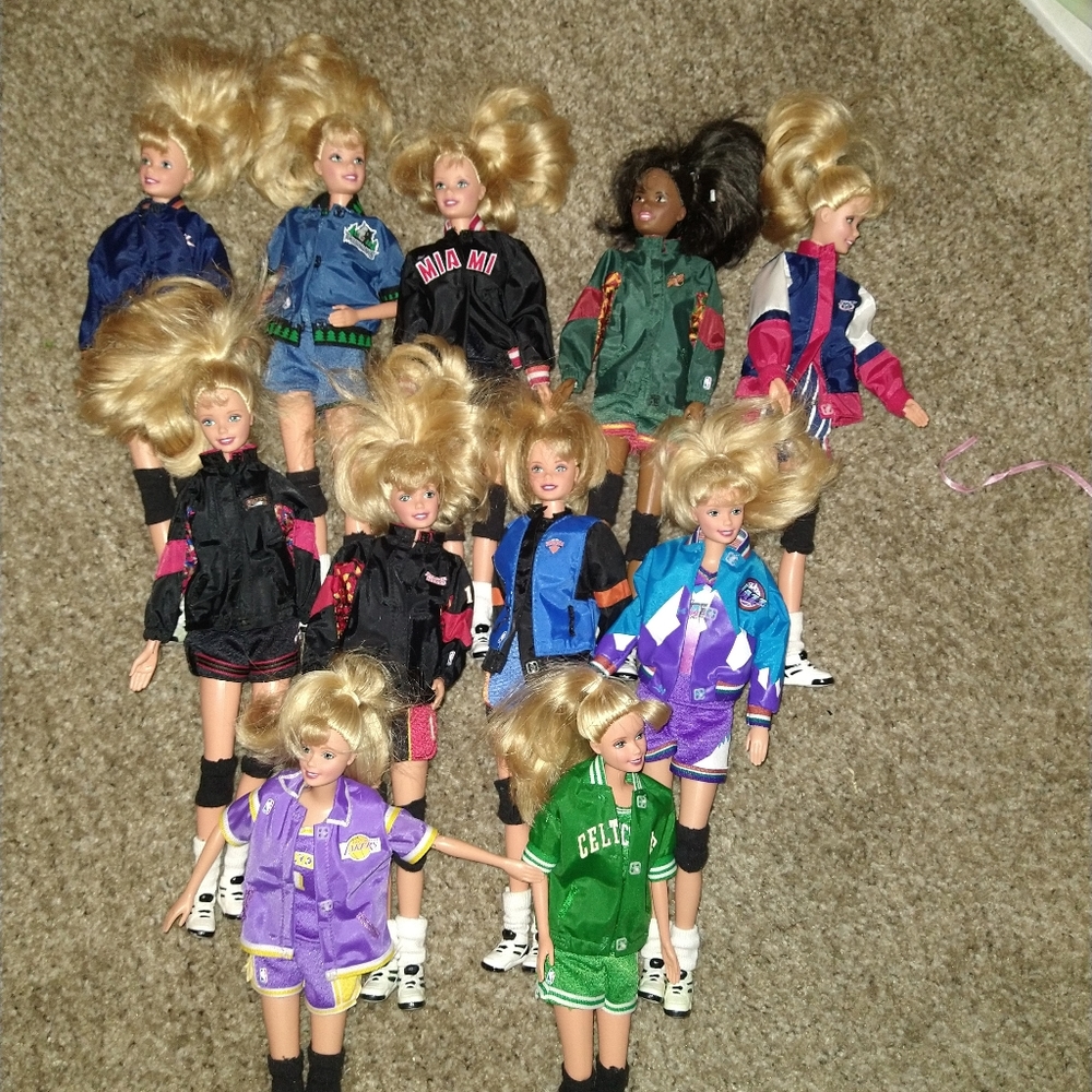 11 NBA Barbies